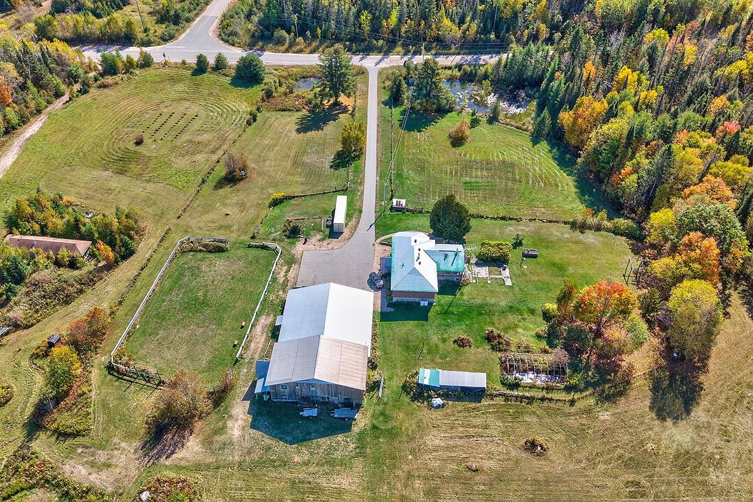122 McFadden Line, Powassan, Ontario