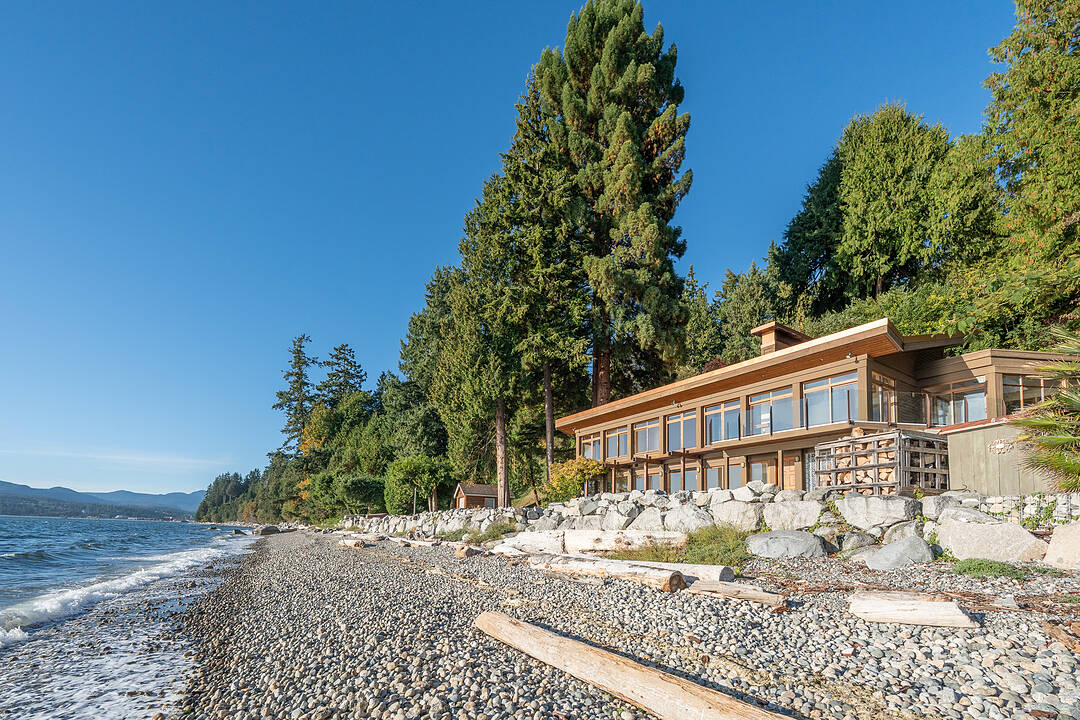 4893 Sunshine Coast Highway, Sechelt, British Columbia