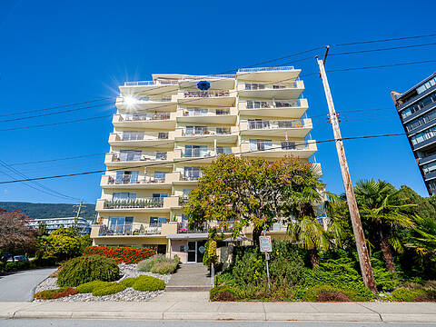 2187 Bellevue Avenue #305, West Vancouver