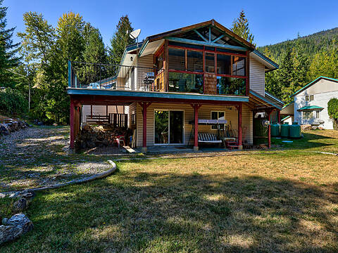 7650 Mountain Drive, Anglemont