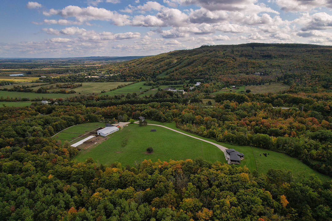 589903 Grey Road 19, Blue Mountains, Ontario