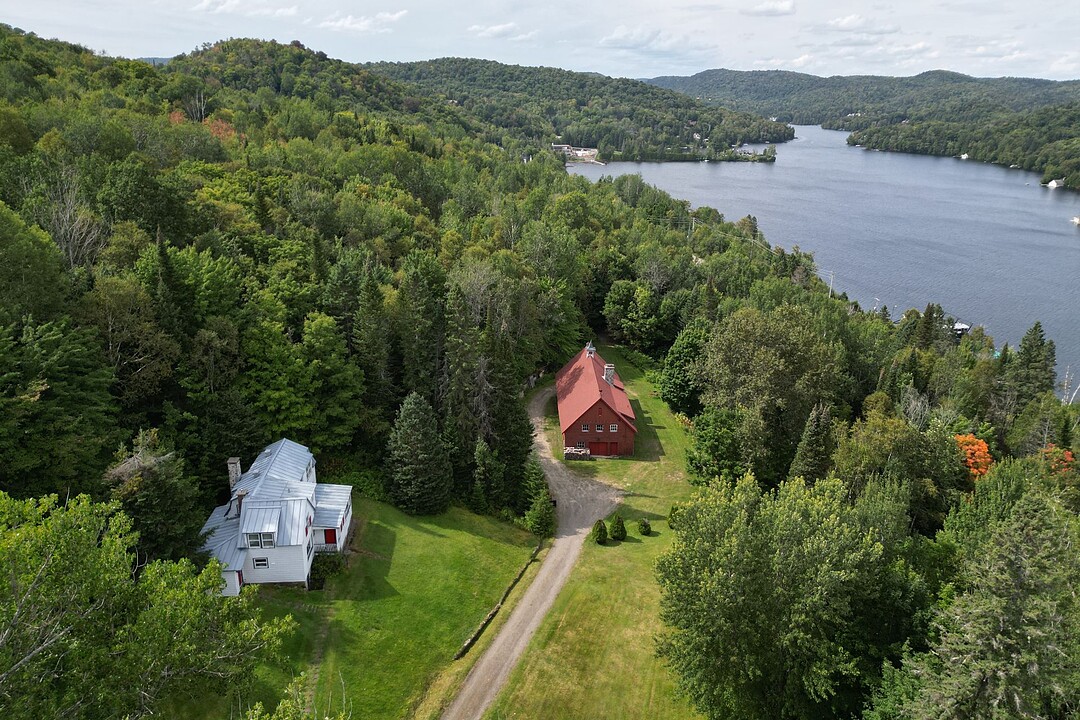 60 Ch. du Lac-des-Sables, Sainte-Agathe-des-Monts, Québec