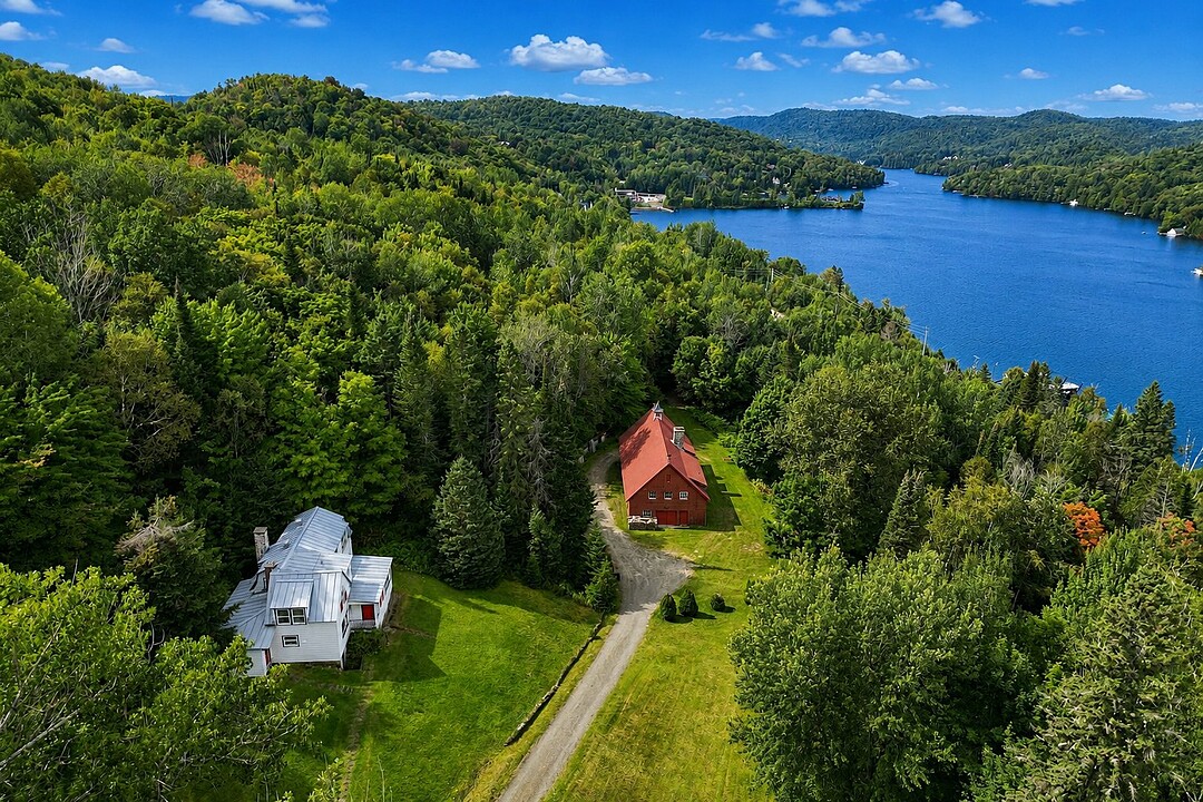 60 Ch. du Lac-des-Sables, Sainte-Agathe-des-Monts, Québec
