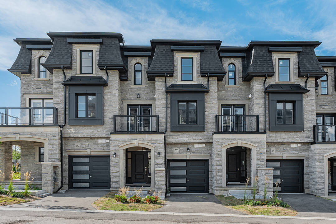 675 Victoria Road N #23, Guelph, Ontario