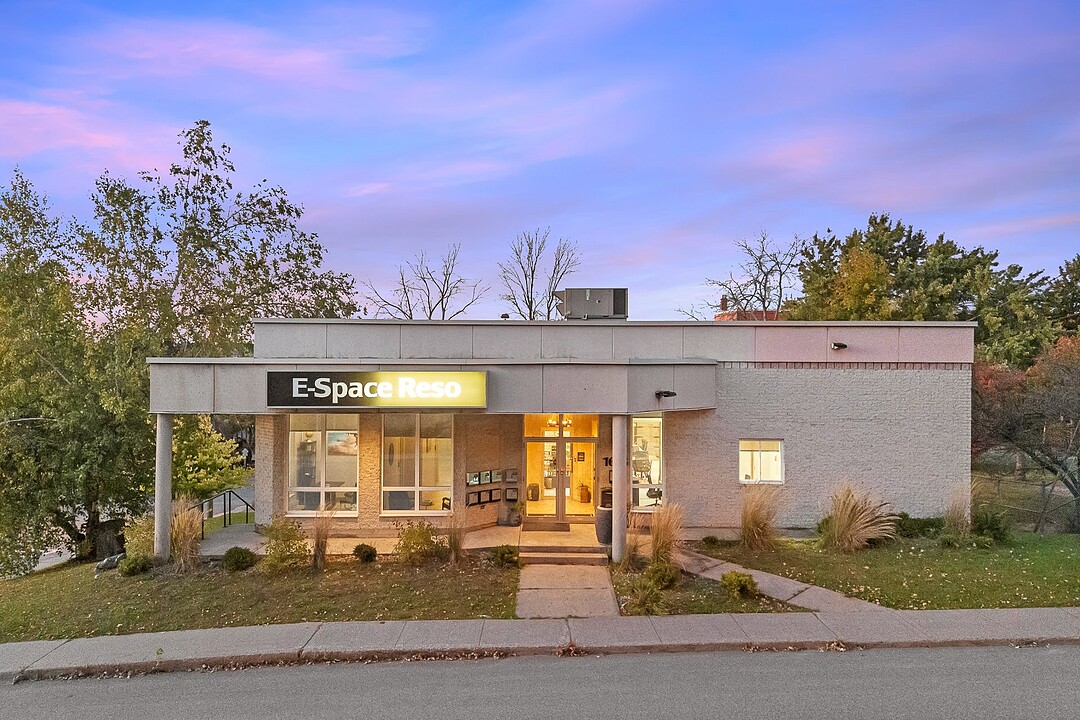 1635 Rue Galt O., Sherbrooke (Les Nations), Québec