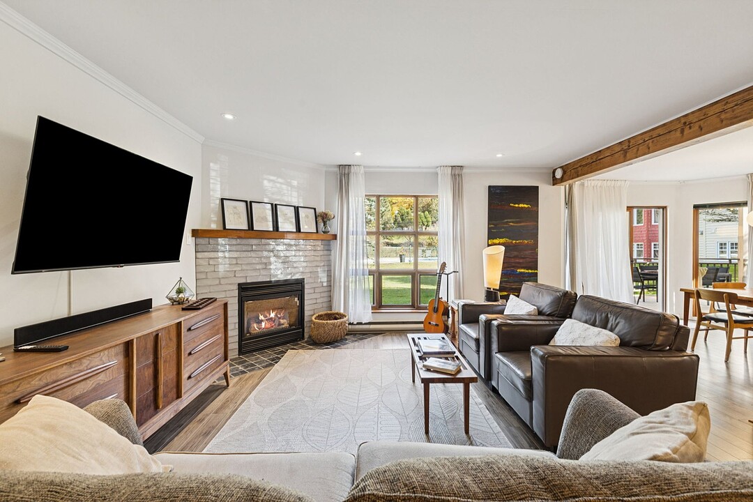 105 Ch. de l'Érablière, Apt. 2, Mont-Tremblant, Québec