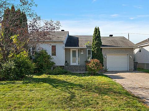 272 Rue Newton, Repentigny