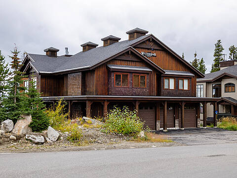 1-5925 Snow Pines Road, Big White