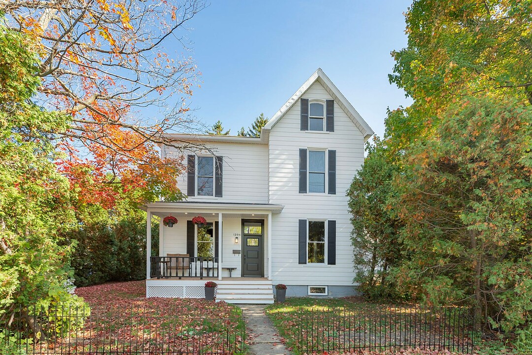 1204 1re Rue, Richelieu, Québec