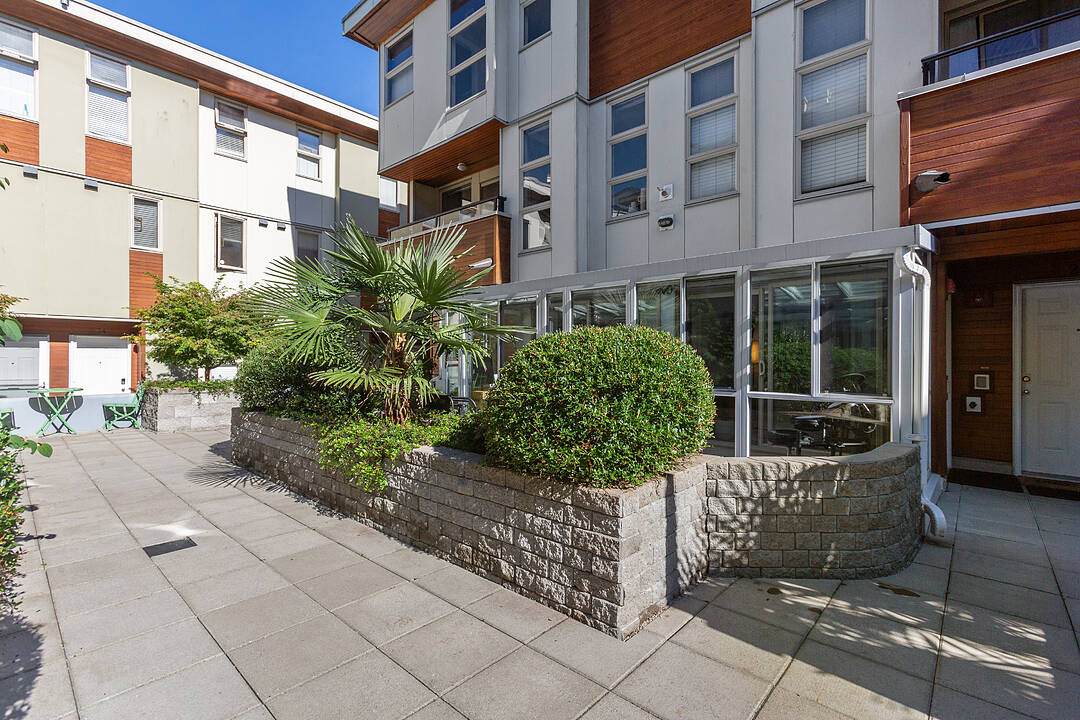628 6th Avenue W #19, Vancouver, British Columbia