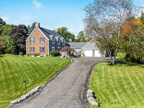 331 Wheelihan Way, Milton