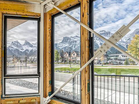 1200 2nd Avenue #101, Canmore