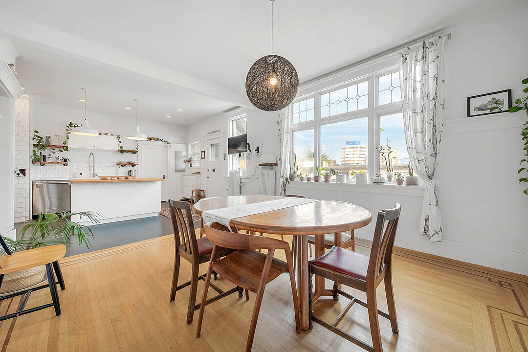 1131 11th Avenue W #303, Vancouver, British Columbia