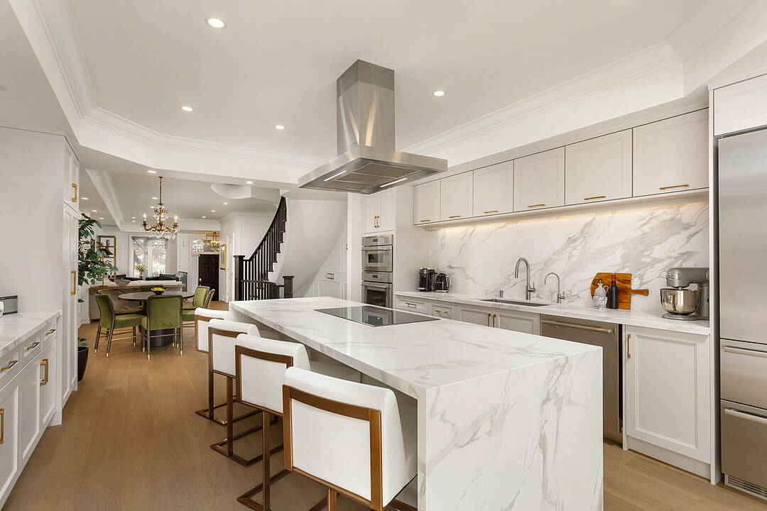 262 Spadina Rd, Toronto, Ontario