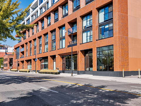 2720 Dundas St W #903, Toronto