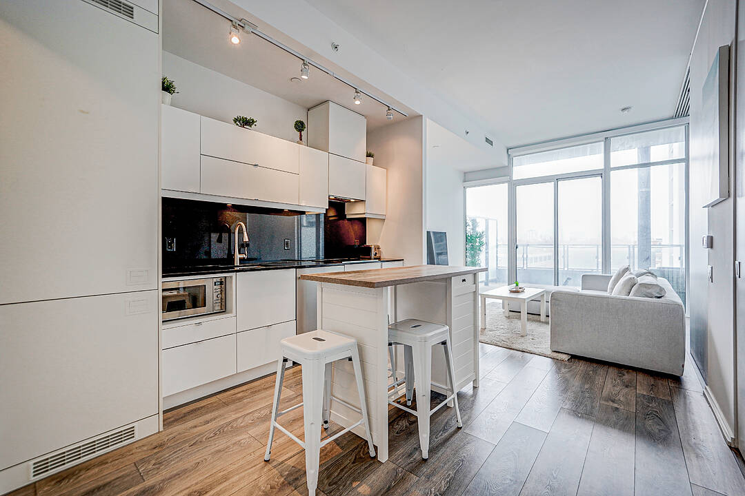 125 Peter St #506, Toronto, Ontario