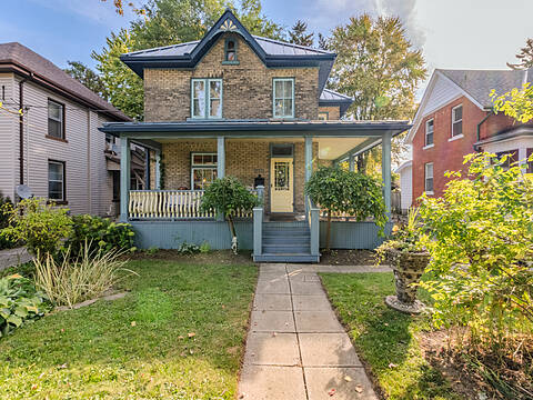 219 Front Street, Stratford