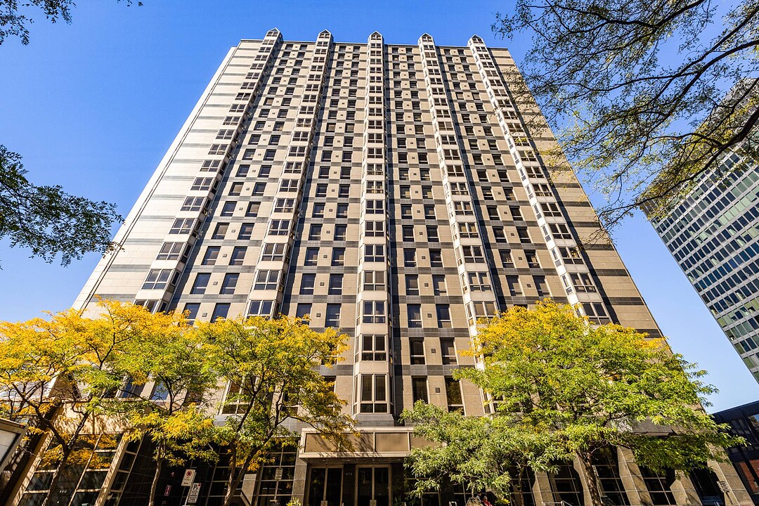 4175 Rue Ste-Catherine O., Apt. 1704, Westmount, Québec