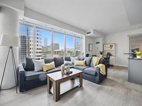 220 Victoria St #1307, Toronto
