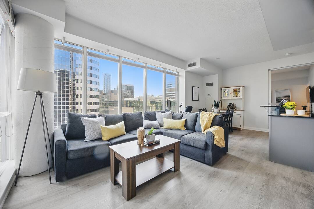 220 Victoria St #1307, Toronto, Ontario