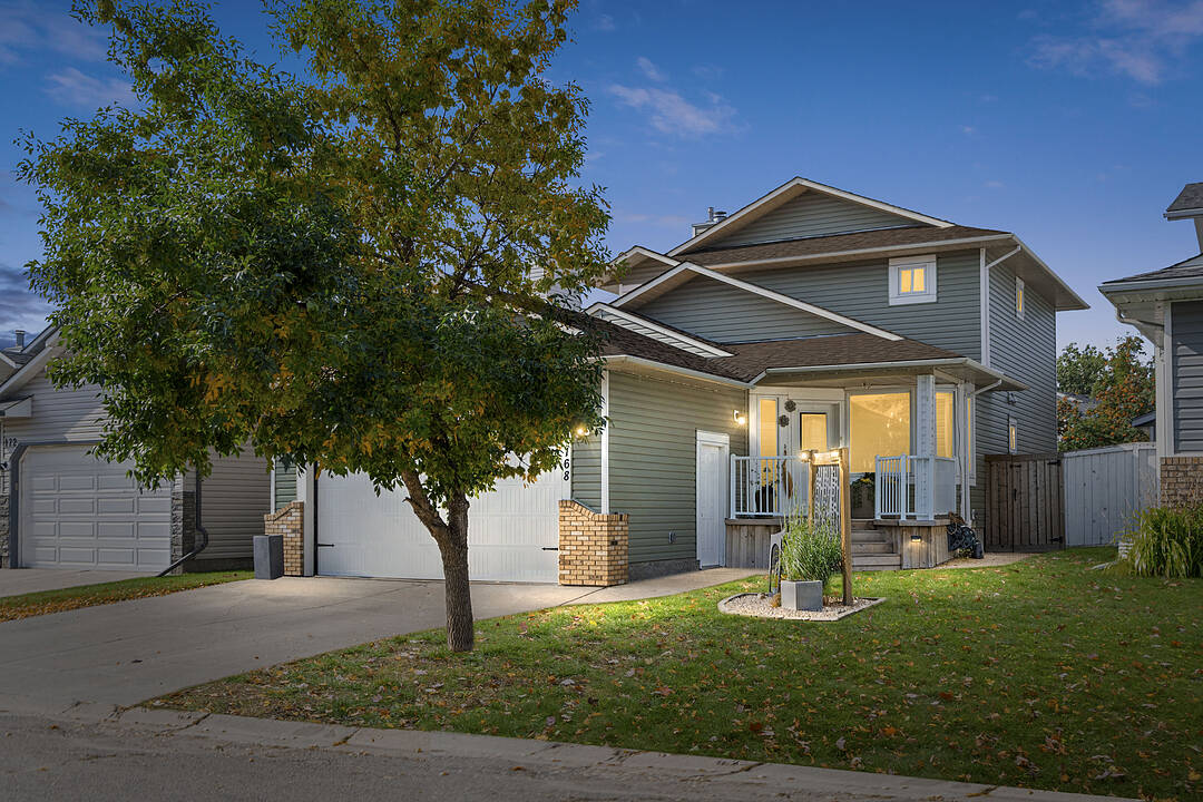 168 Riverside Way SE, Calgary, Alberta