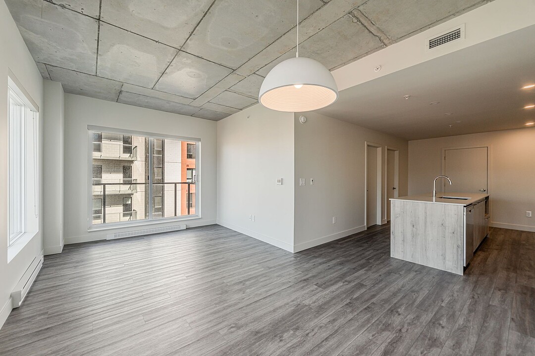 305 Boul. Marcel-Laurin, Apt. 526, Saint-Laurent, Québec