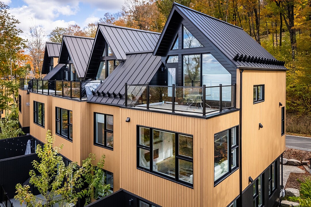 285 Ch. des Diligences, Apt. 201, Bromont, Québec