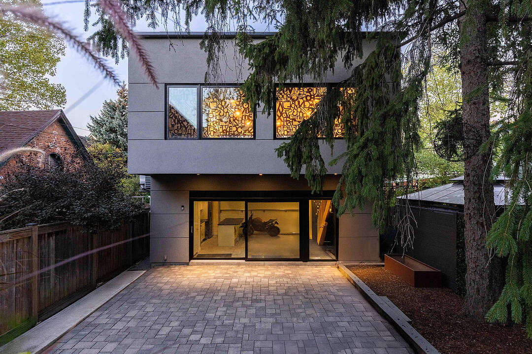 40 Stanley Avenue, Hamilton, Ontario