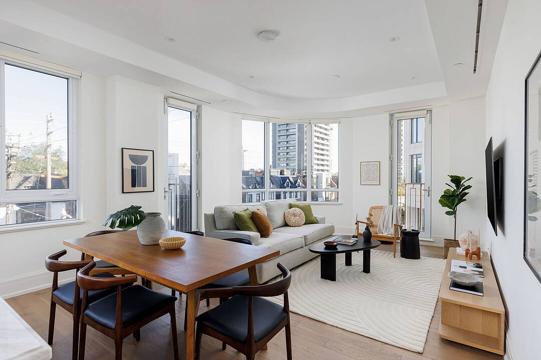 128 Hazelton Ave #301, Toronto, Ontario