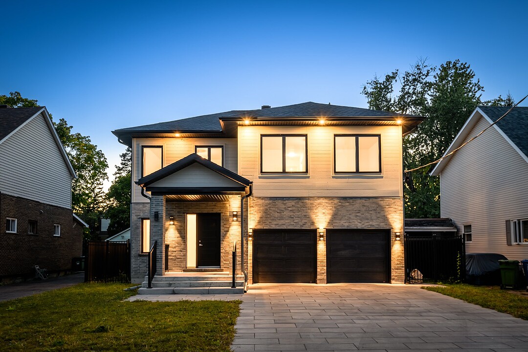 12 Av. Hillside, Pointe-Claire, Québec