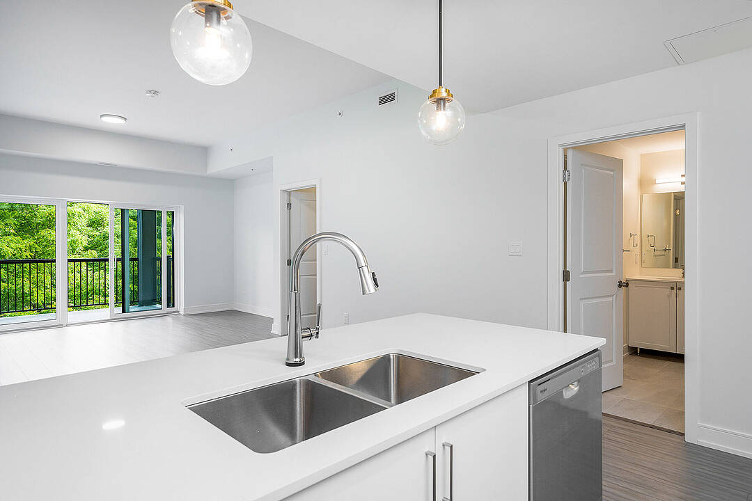 121 Mary Street #322, Clearview, Ontario