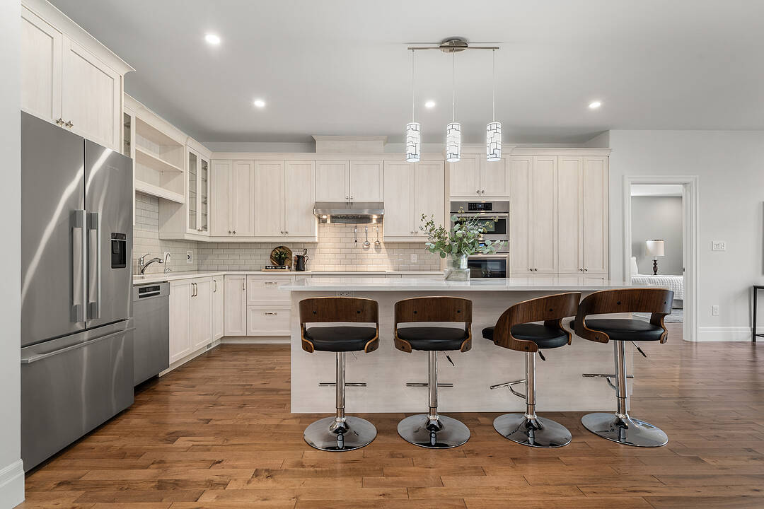 30 Pine Ridge Dr, Prince Edward County, Ontario