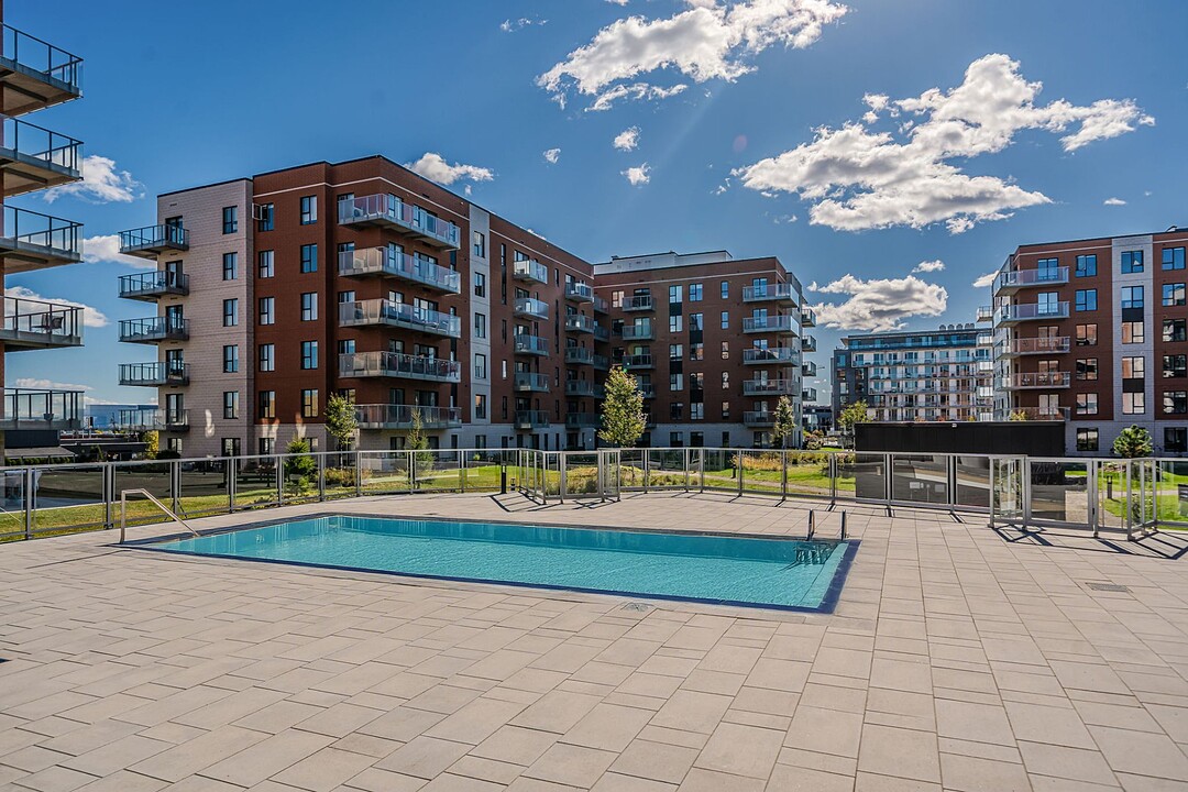 308 Rue Crevier, Apt. 710, Saint-Laurent, Québec