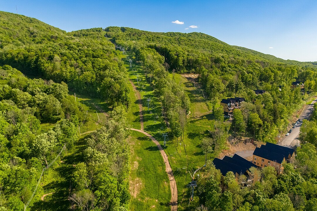 193 Ch. des Diligences, Apt. 104, Bromont, Québec