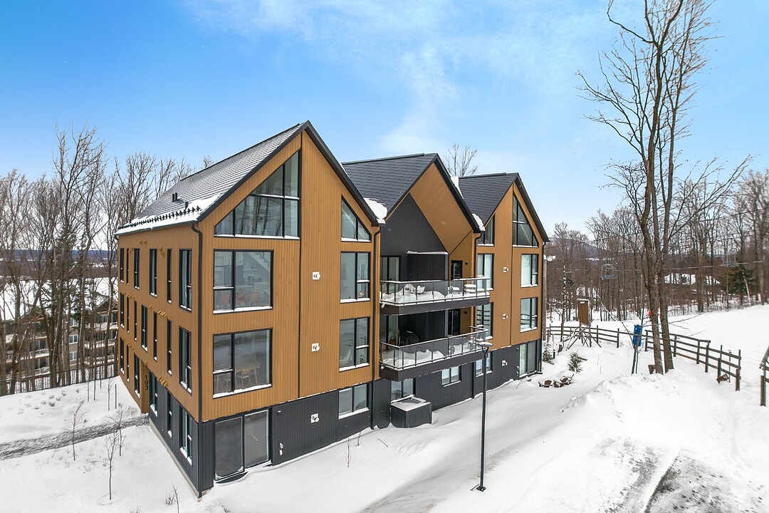 194 Ch. des Diligences, Apt. 202, Bromont, Québec