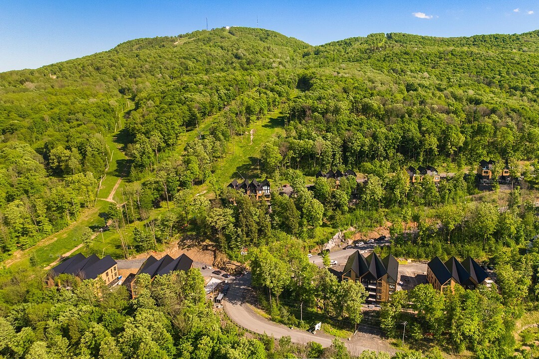 191 Ch. des Diligences, Apt. 103, Bromont, Québec