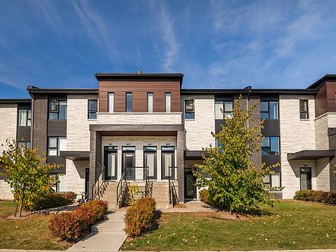 3613-3617 Rue Elsa-Triolet, Chomedey