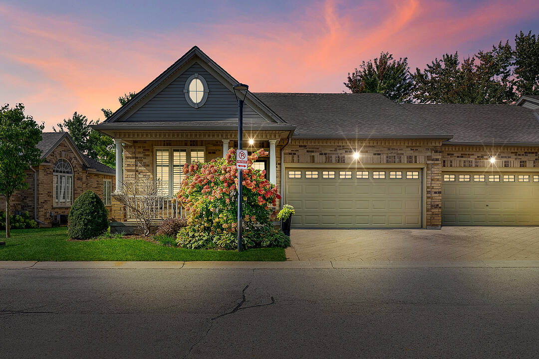 21 St Johns Drive Dr #6, Middlesex Centre, Ontario