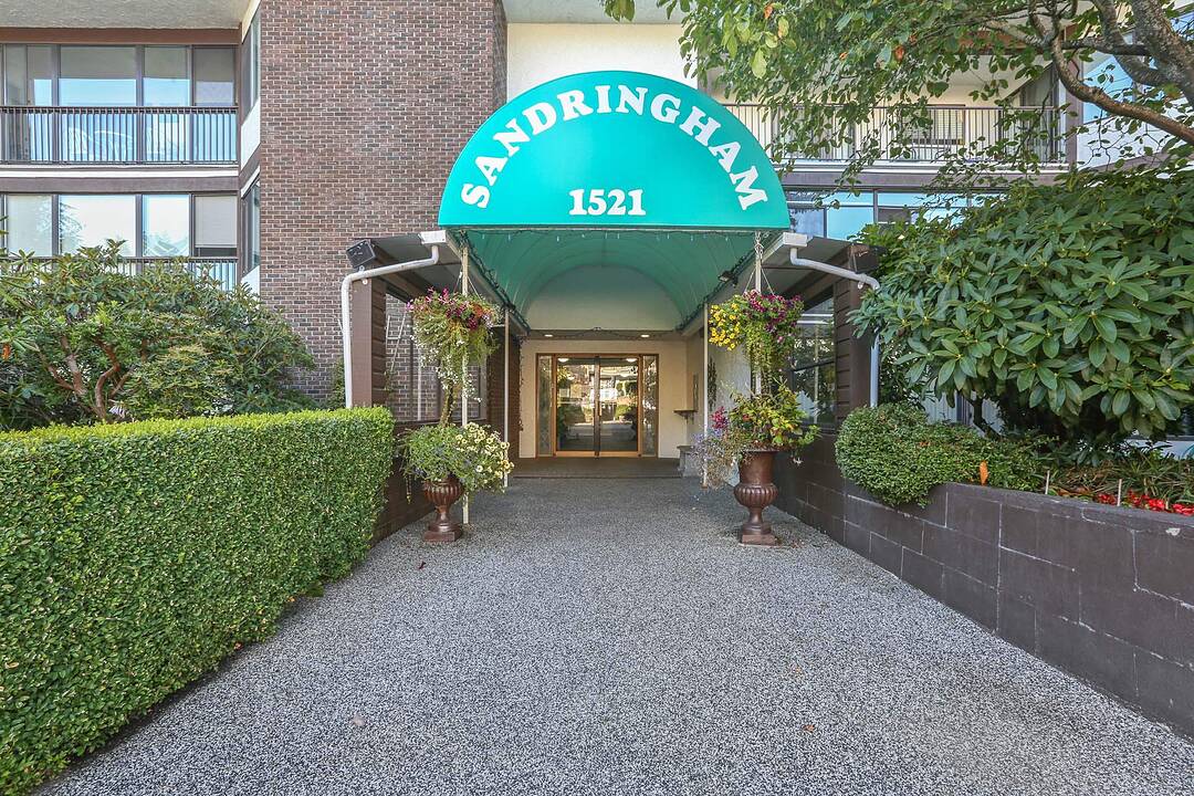 1521 Blackwood Street #111, White Rock, British Columbia