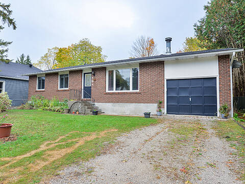 445 Farquhar St, Gravenhurst