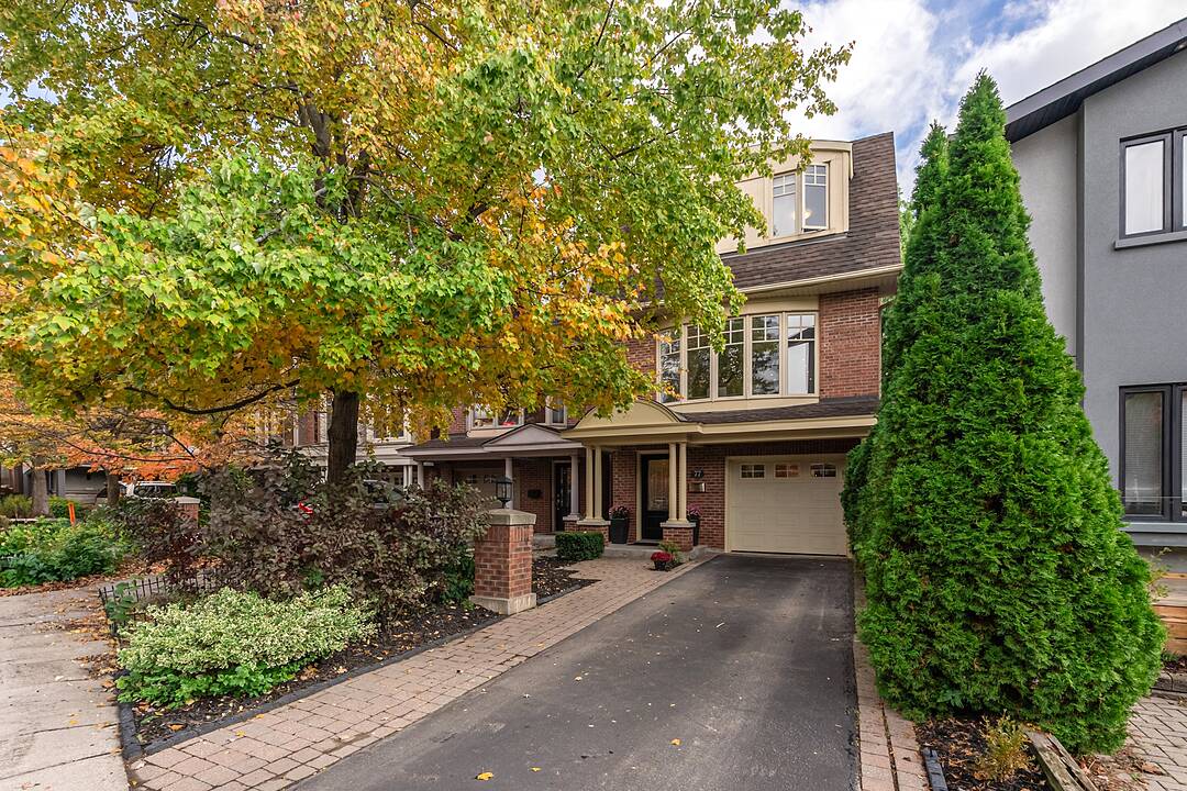 77 Hillside Dr, Toronto, Ontario