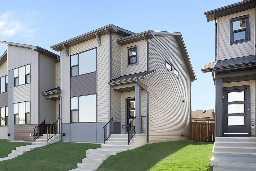 215 Belvedere Avenue SE, Calgary, Alberta