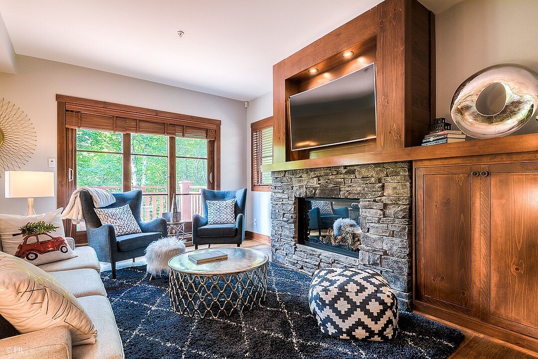 1500 Ch. du Versant-Soleil, Apt. 12, Mont-Tremblant, Québec