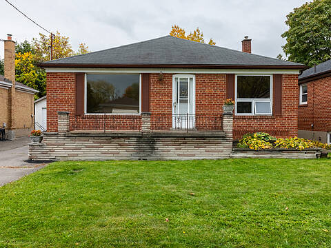 123 Redwater Drive, Toronto