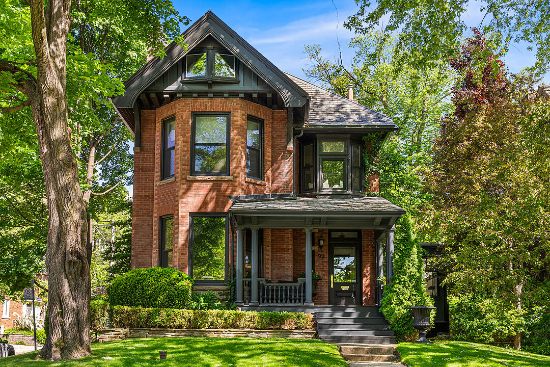 92 Woodlawn Ave W, Toronto, Ontario