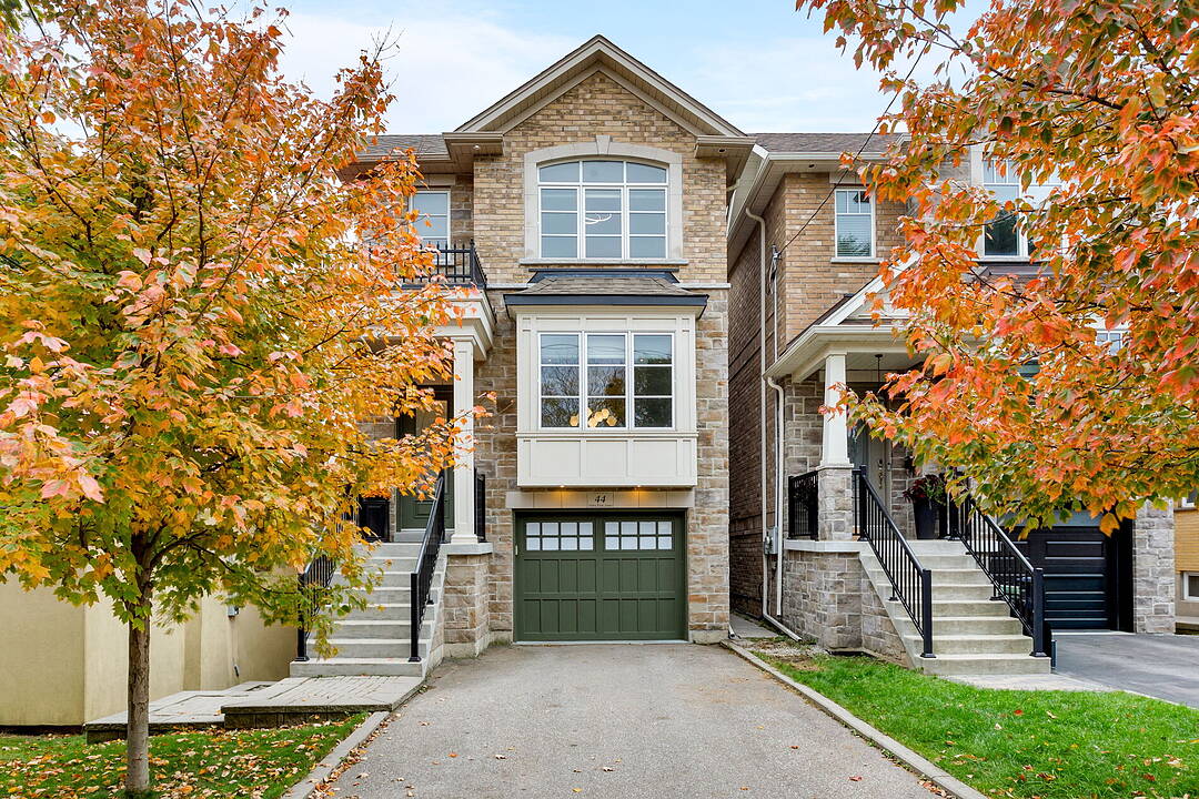 44 Forty First St, Toronto, Ontario
