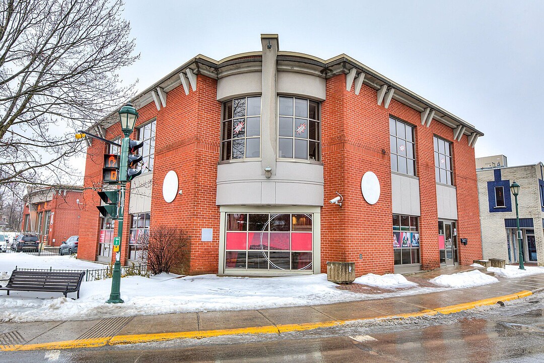 412 Rue Principale, Lachute, Québec