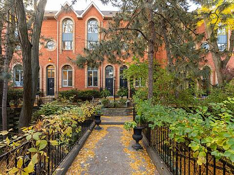 280 Sherbourne St #12, Toronto