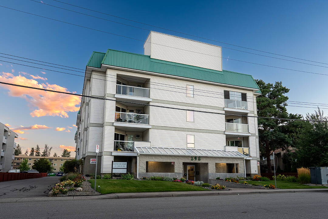202-298 Yorkton Avenue, Penticton, British Columbia