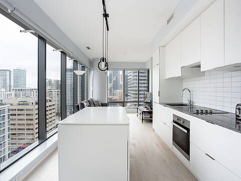 5 St Joseph St #1402, Toronto